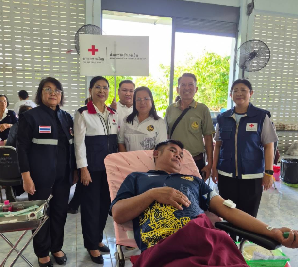พช.เถิน จับมือเครือข่ายกองทุนมแม่ของแผ่นดิน ร่วมบริจาคโลหิตต่อชีวิตเพื่อนมนุษย์
